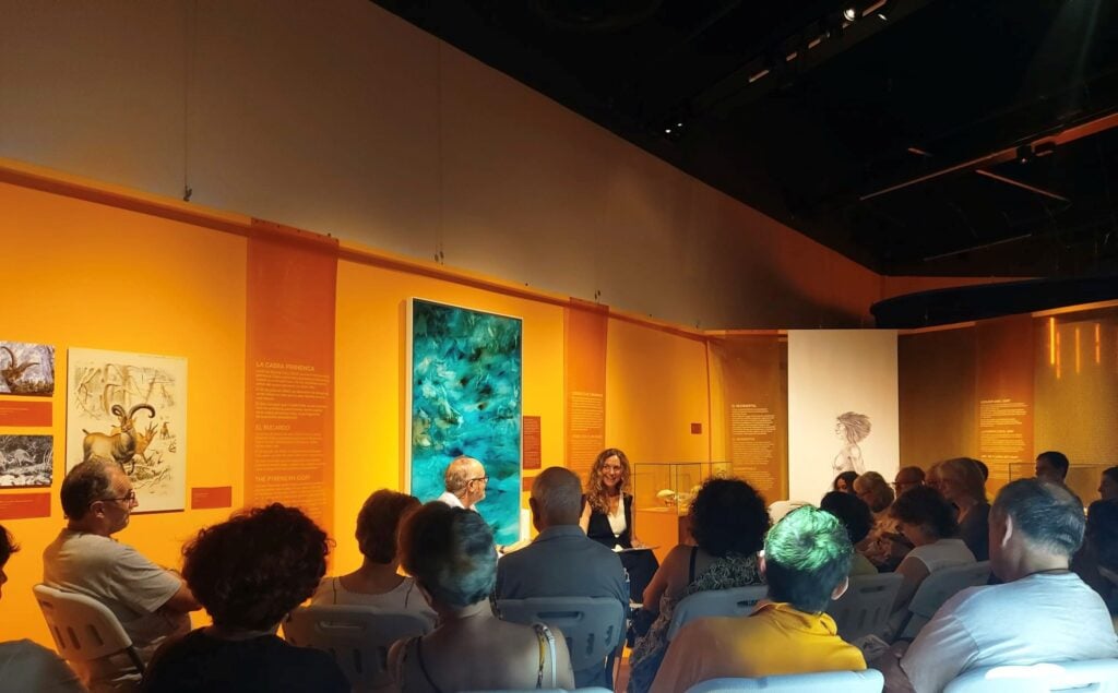La obra Etern de Mila Lozano en la exposición Animales Invisibles del Museo de Ciencias Naturales de Barcelona